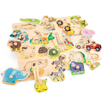 New Classic Toys 10442 Peg-Puzzle da 16 pezzi, 100% legno certificato New Classic Toys 10442 Peg-Puzzle da 16 pezzi, 100% legno certificato